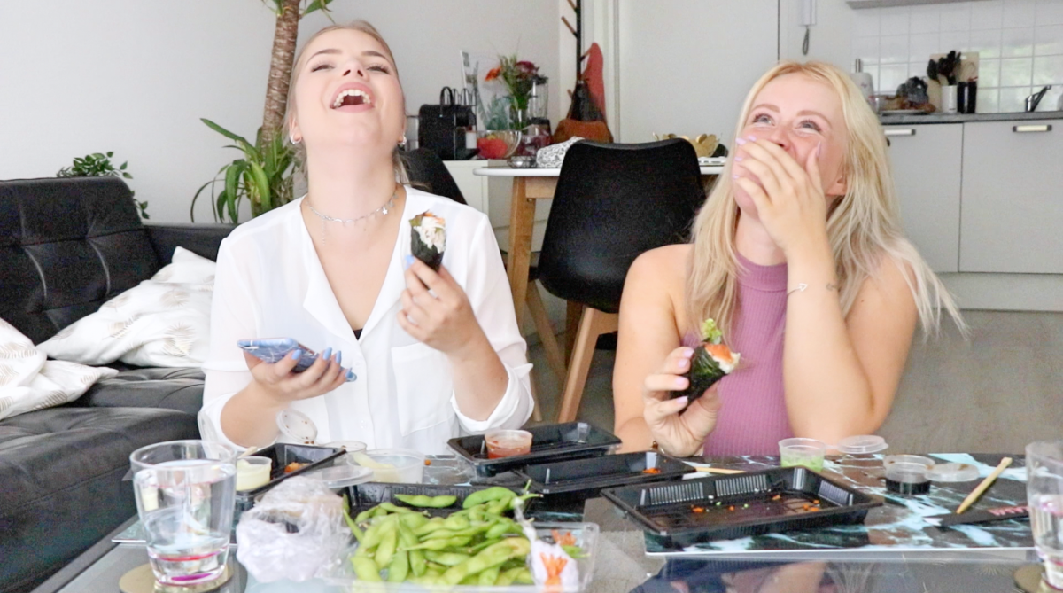 Sushi mukbang & Snapchat Q&A met Kristina